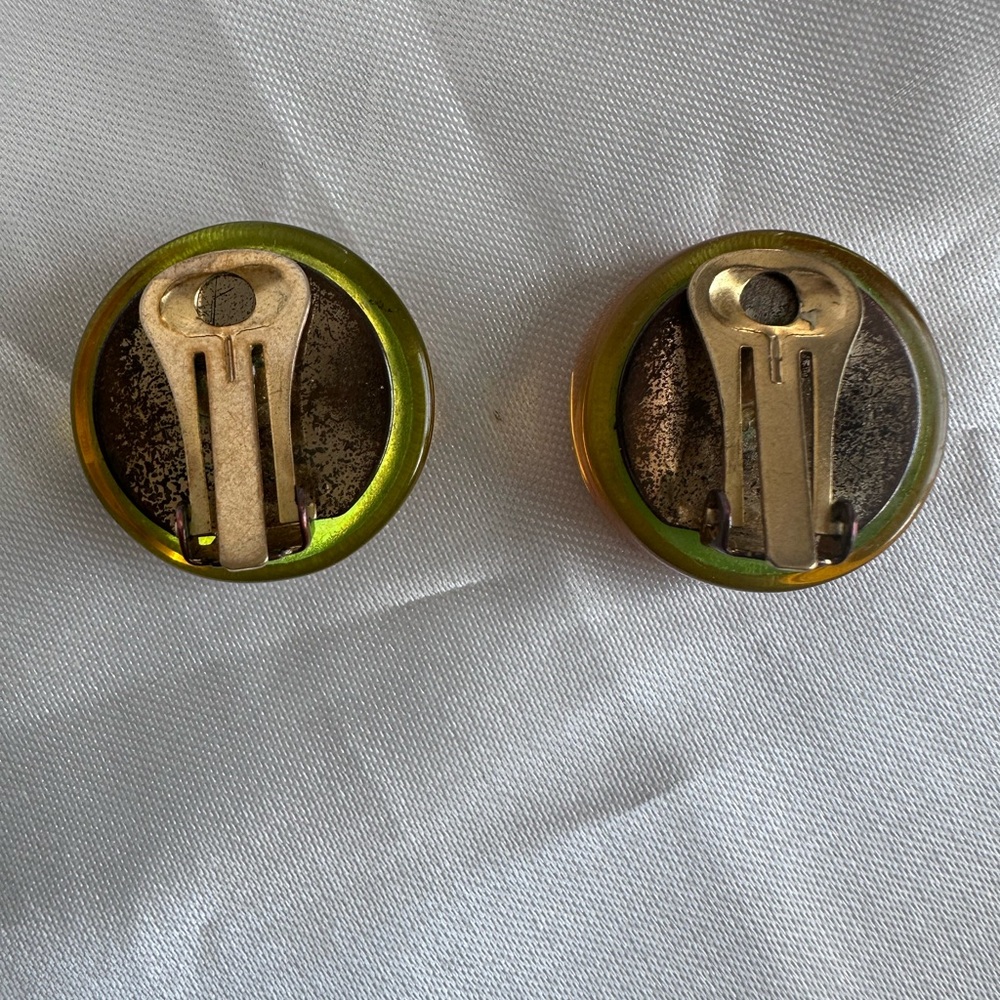 Chanel Rare 1997 Holographic Camellia Clip On Earrings - Picture 11 of 16